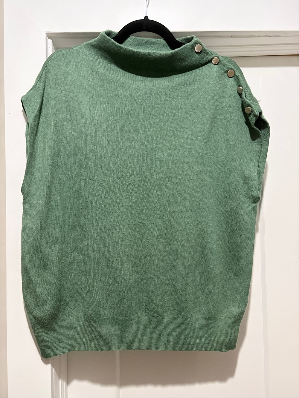 RW&CO. Mint Green Sleeveless Turtleneck Sweater with Shoulder Buttons